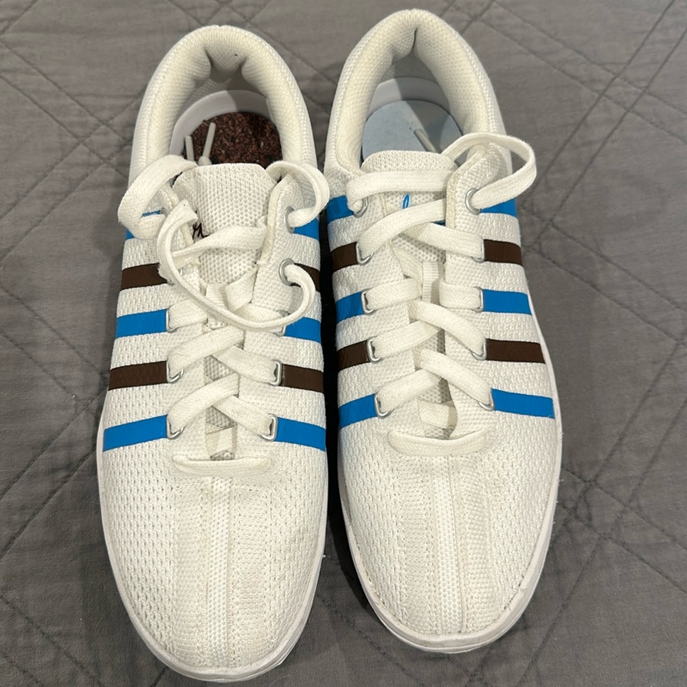 KSwiss